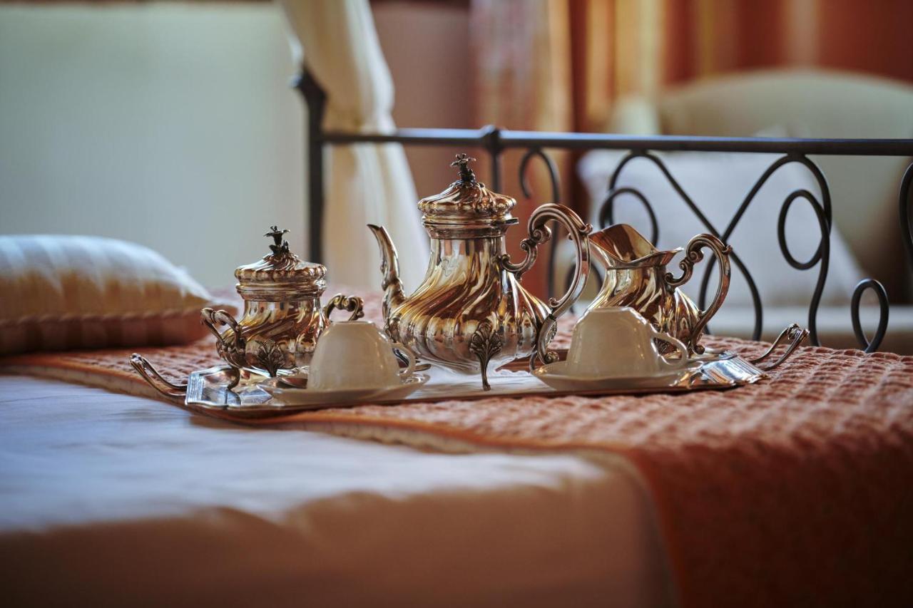 Villa Curina Resort Castelnuovo Berardenga Eksteriør billede
