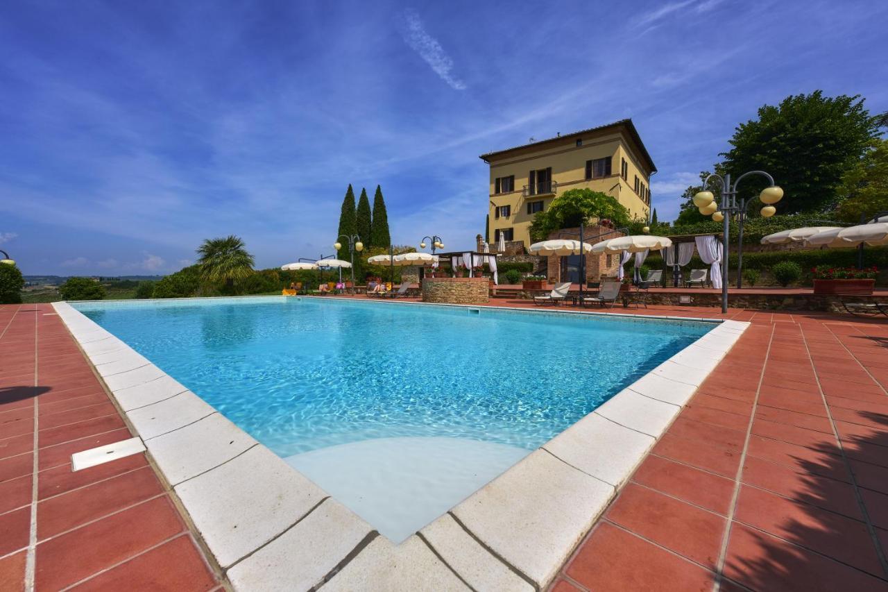 Villa Curina Resort Castelnuovo Berardenga Eksteriør billede