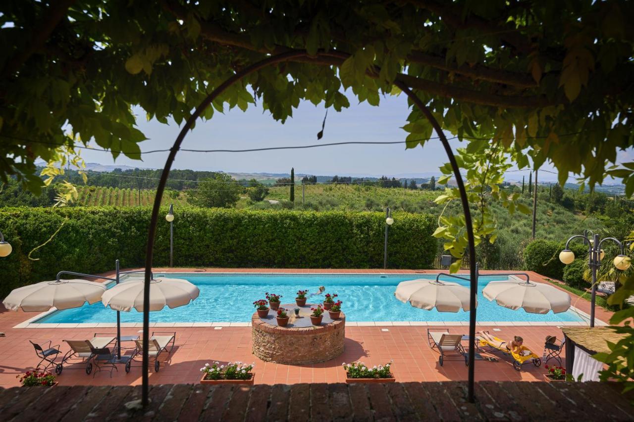 Villa Curina Resort Castelnuovo Berardenga Eksteriør billede