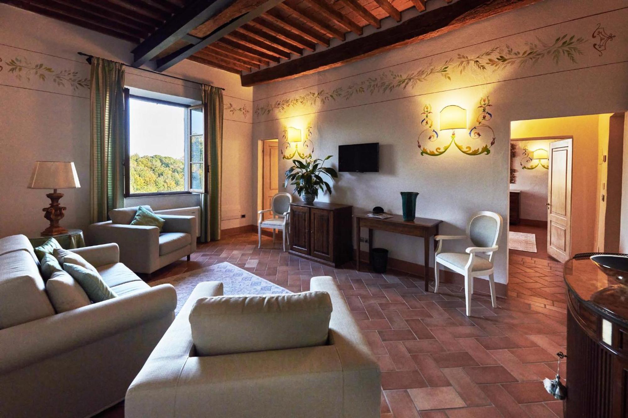 Villa Curina Resort Castelnuovo Berardenga Eksteriør billede