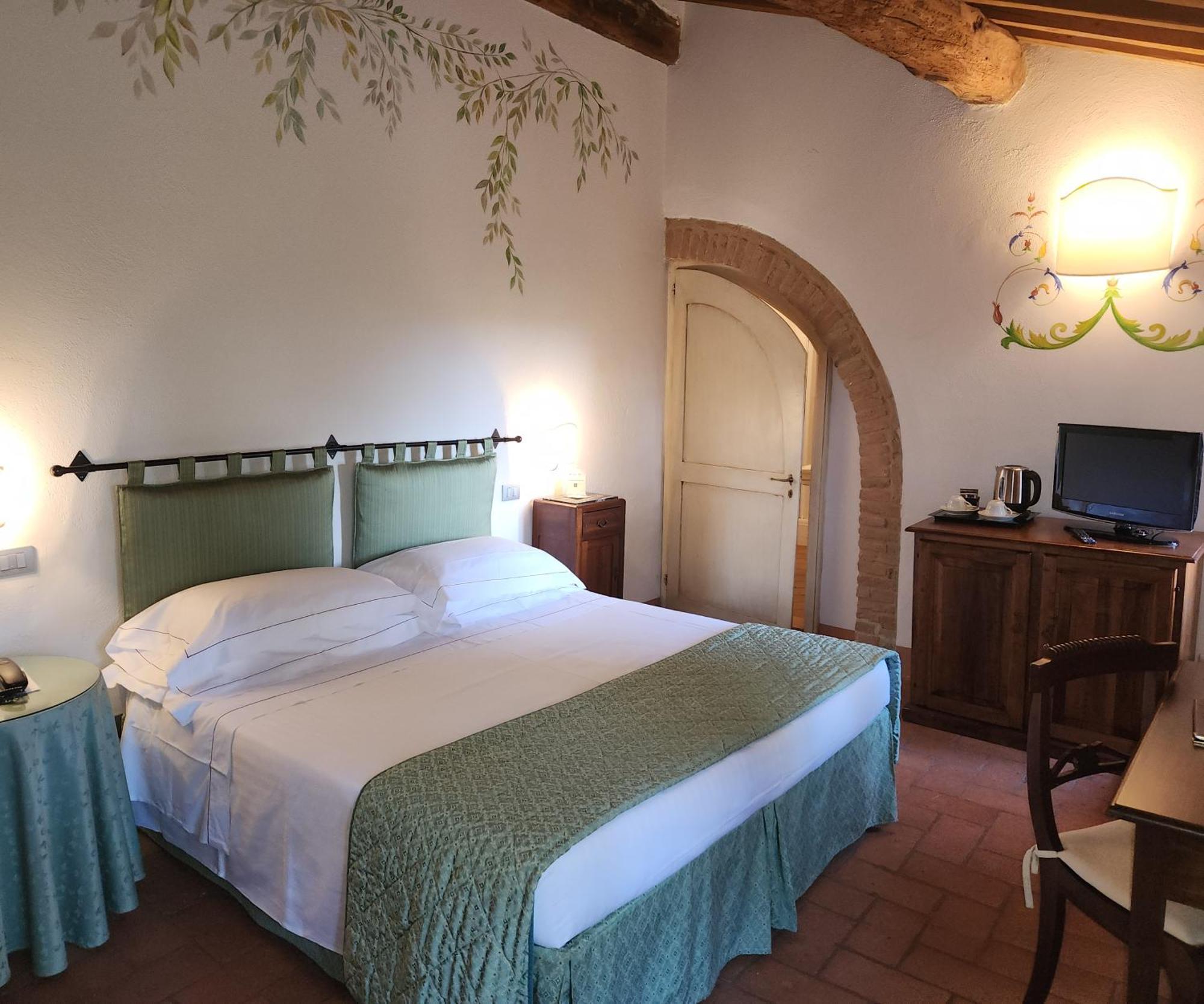 Villa Curina Resort Castelnuovo Berardenga Eksteriør billede