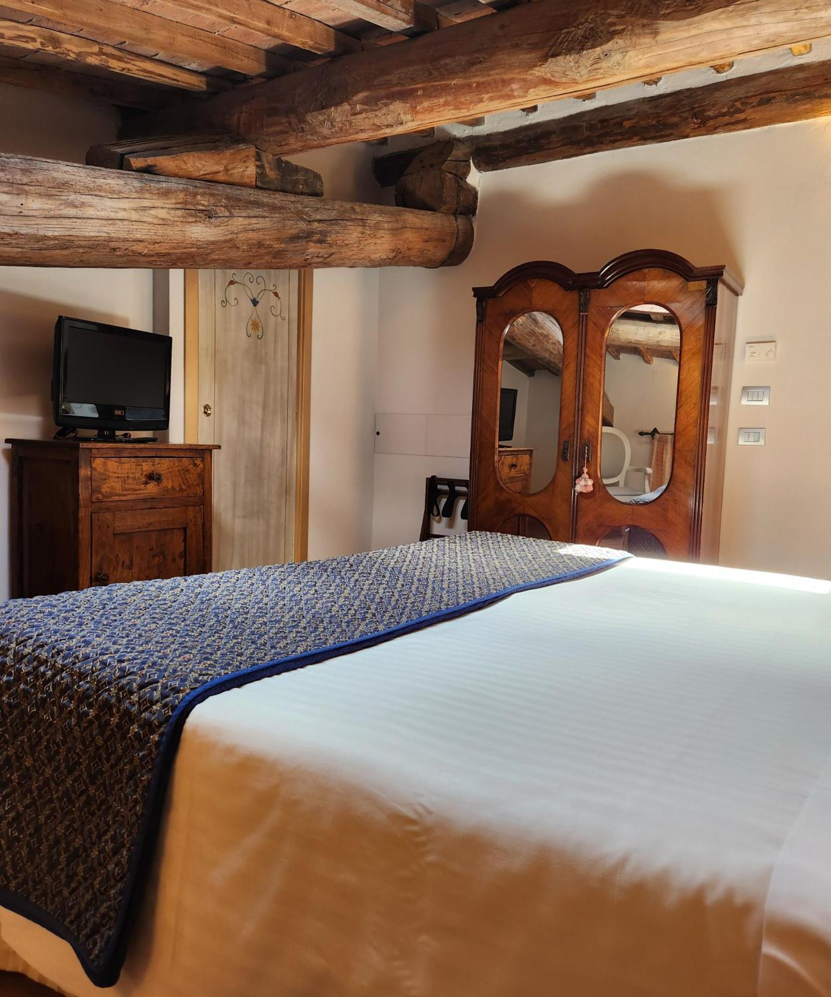 Villa Curina Resort Castelnuovo Berardenga Eksteriør billede